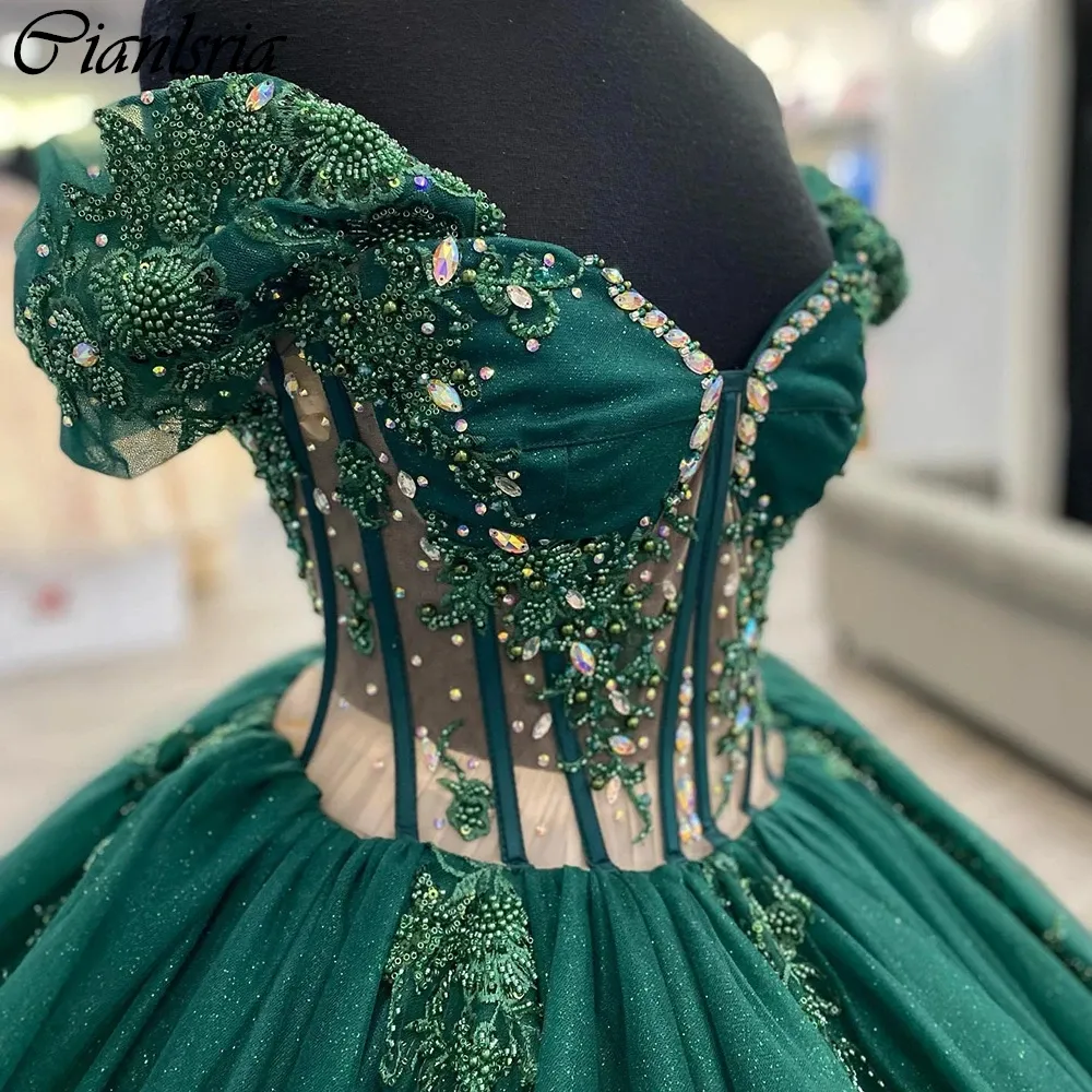 Appliques di cristallo di perline verde smeraldo abito da ballo in pizzo che si abita da corsetto corsetto illuso di spalla DE 15 ANOS