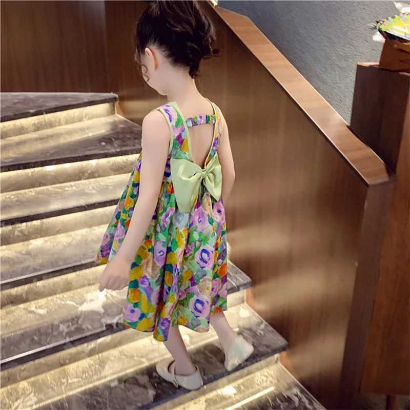 Meisjesjurken Humor Bear Kinderkleding Olie Paint Tind Jurk Sweet Princess Rok Floral Sundress Back Bow Prinses Jurk Girl Jurk voor 3-7y D240423