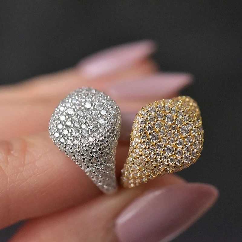 Pierścionki ślubne Nkhog Full Diamonds Blask 925 Srebrny pierścień Kobiety Mężczyźni 18K Białe Złote Zespół Prąży weselne Prągi Drzybiała biżuteria 240419