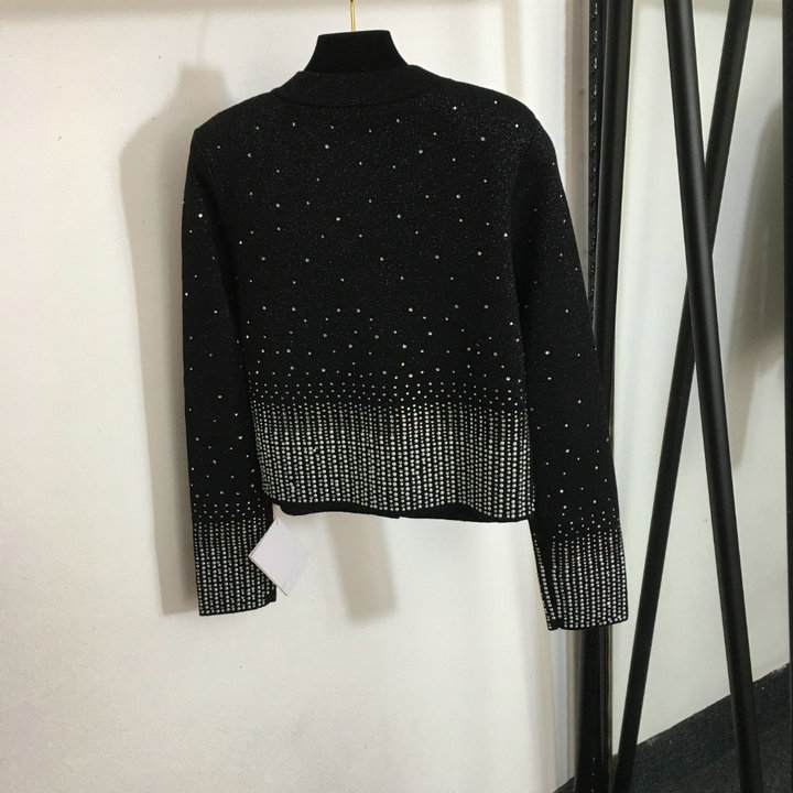 Designer high-end early autumn new heavy industry hot diamond girl feeling full of pop style knitted Cardigan Ladies Blouse, size S-L