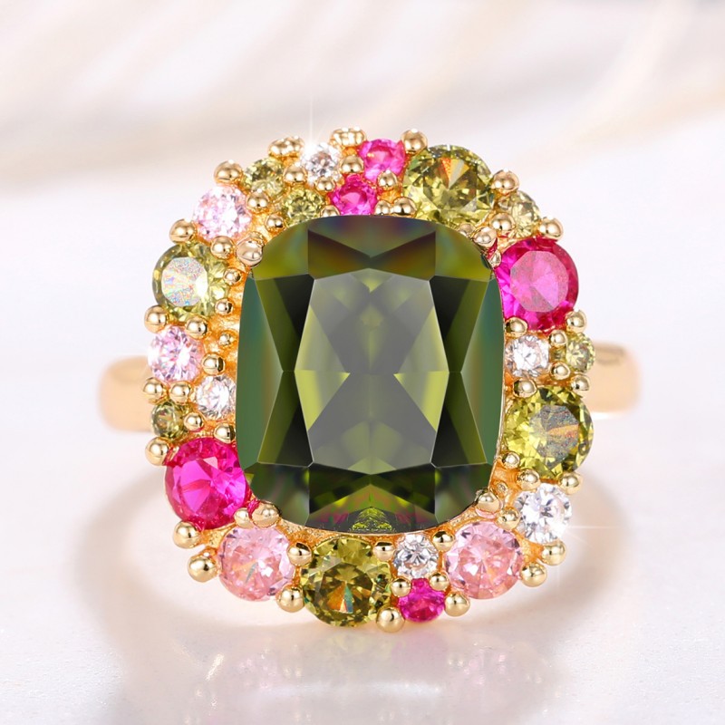 2024 CHOUCONG Märke bröllopsringar lyxiga vintage smycken 925 Sterling Silver Gold Fill Cushion Shape Emerald Zircon Party Women Elegant Engagement Band Ring Gift Gift