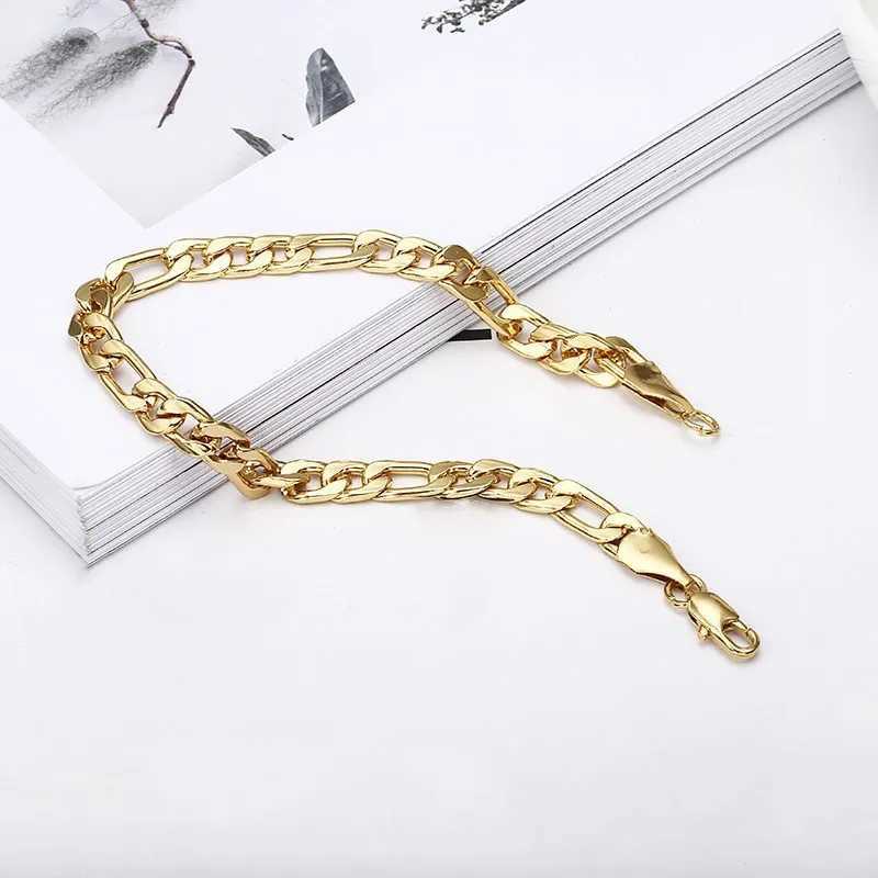 Chain Titanium Steel Glossy Metal Chain Cuban Bracelet Premium Hundred With Men And Women Couple Models d240419