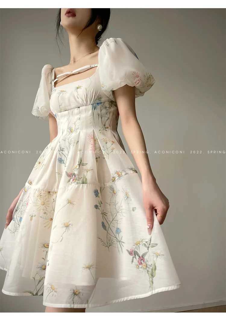 Grundläggande avslappnade klänningar 2023 Womens Dress French Elegant Flower Chiffon Party Evening Dress Beach Fairy Long Sleeve Korean Summer Plus Size Midi Dress 240419