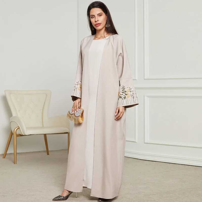 Ethnic Clothing New Arrival Front Open Abaya Women Kimono Muslim Womens Dresses Flowers Embroidery Eid Linen Abaya Arab Dubai Islamic Clothing d240419