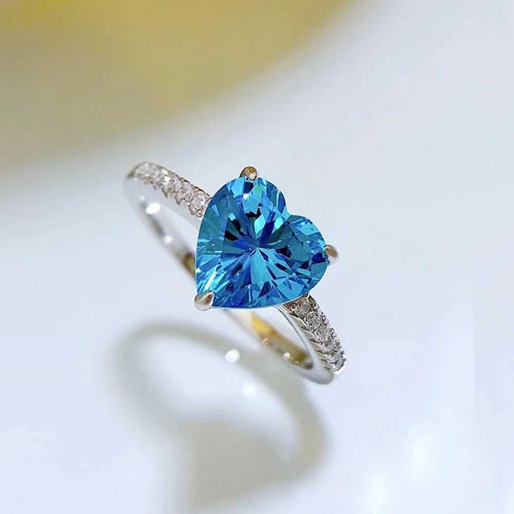 Anelli di nozze pubang gioielleria raffinata Real 925 Sterling Silver Heart Sapphire Blue Gem Creato Moissanit Diamond Ring for Women Regale Drop Shipping 240419