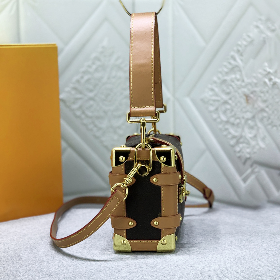 7a Mini Soft Box Umhängetasche Crossbody Designer Kosmetiktaschen Seitenkofferbeutel Frauen Mode Retro kleiner Quadratbeutel Einkaufstasche Luxus Metall Ecken Abnehmbares Griff