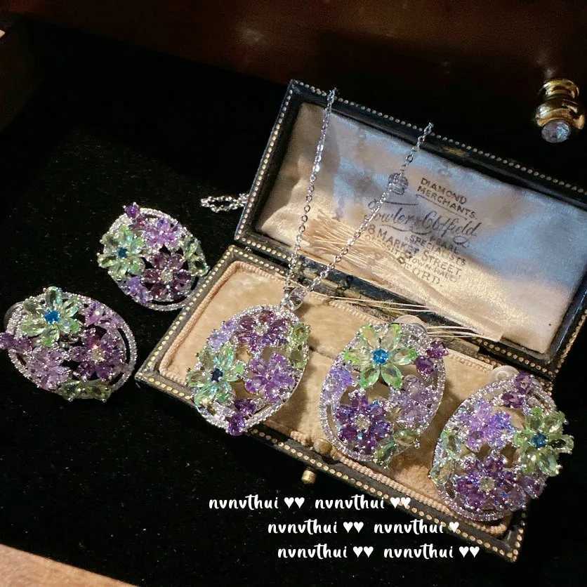 Pendant Necklaces 2023 Women Margaret Sunflower Jewel Earrings Sothebys 18K Gold Plated Rainbow Mint Flower Zircon Necklace 240419