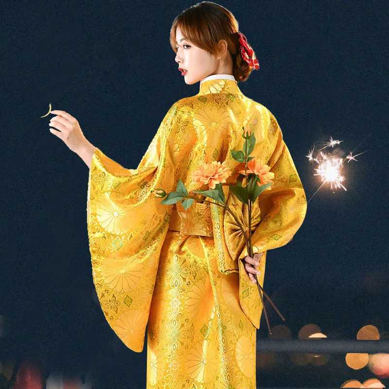 Ethnische Kleidung Latensc Neues nationales Kostüm Brokat Kimono Yukata Lady Bademantel Chrysanthemendruck Ausdruck Exotisches Kostüm Hefu D240419