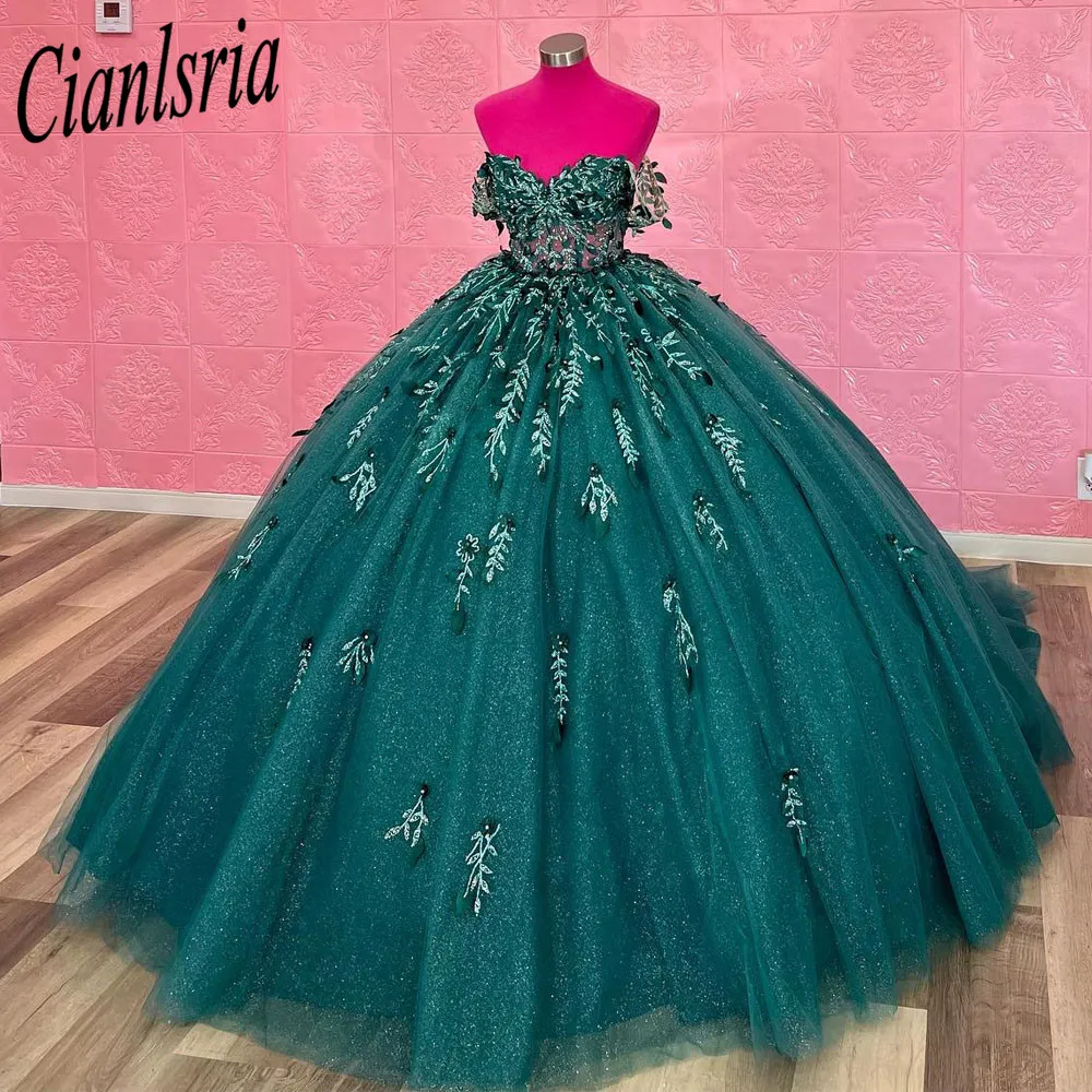 Vestidos de quinceanera verde esmeralda Vestido de pelota fuera del hombro Tul Tul Driques Hopfy Mexican Sweet 16 Vestidos 15 Anos