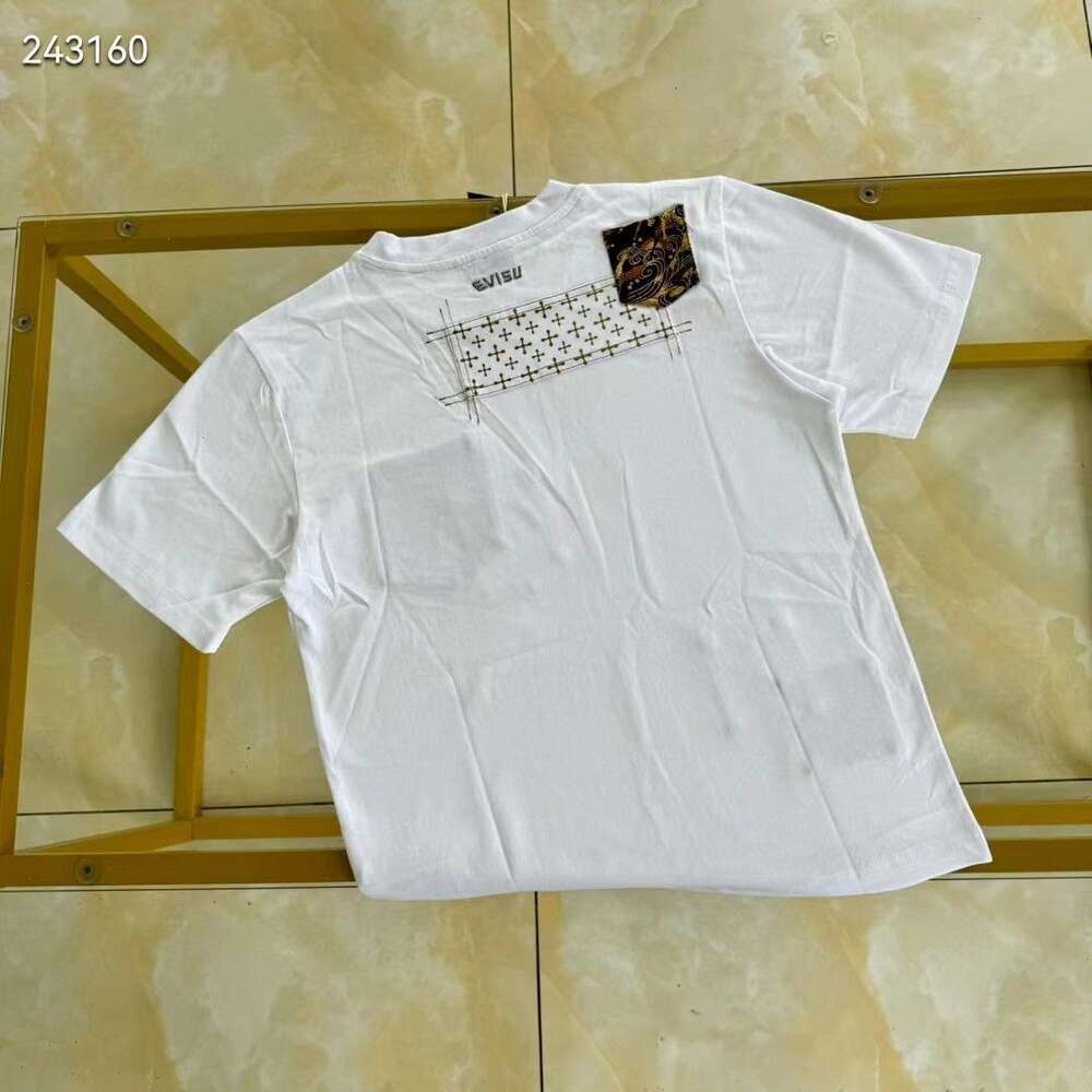 S24 Summer EV Tanrı Çift T-Shirt Küçük Swagull İşlemeli Brocade Çok Cep Çok Cash Gevşek Yuvarlak Yuvarlak Boyun Erkekler Kısa Kollu 369774