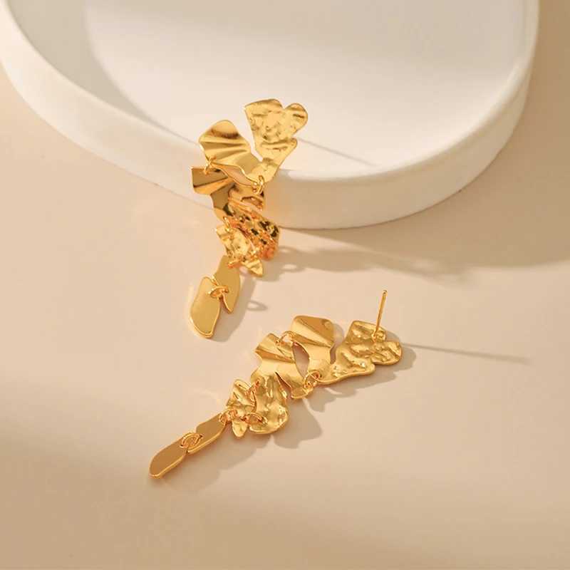 Other Geometric Exaggerate Earrings Women Trend Fashion Unique Jewelry Exquisite Dangle Personality Party Gifts Accessories RG0114 240419