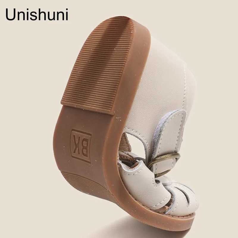 Sandales unishuni filles à moitié sandale enfants chaussures en cuir authentiques enfants creux de la chaussure d'été printemps design de la princesse rétro 240419