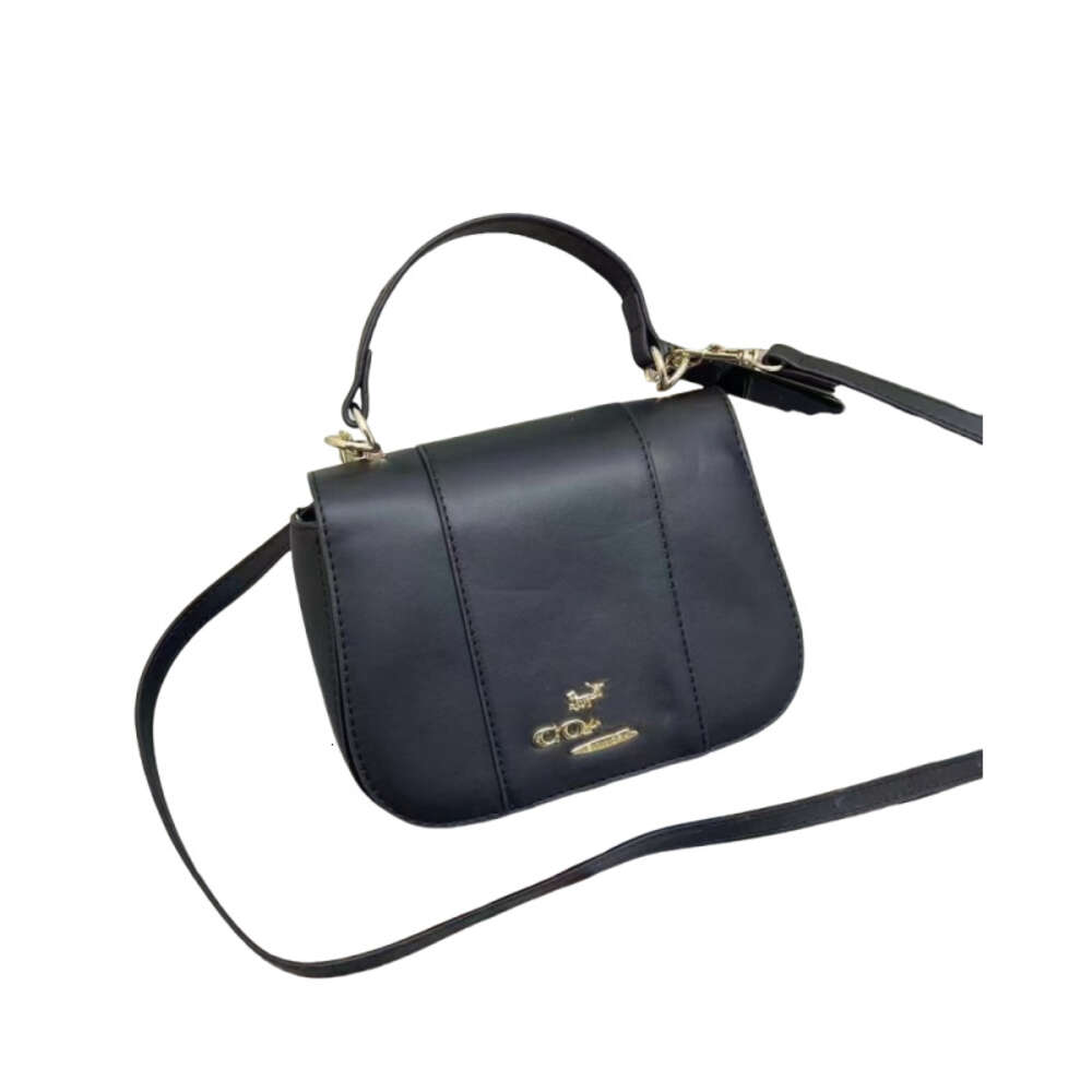 Handbag Designer Sells Women's Branded Bags at 50% Discount New Bag Womens Diagonal Shoulder Fashion Flip Casual