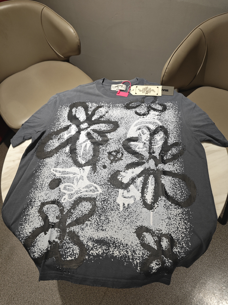 2024 Wash Black Tee Men Women High Quality T-shirt Flower Print Tops Loose Short Sleeve T Shirts