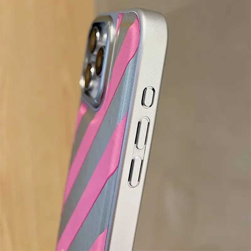 Mobiele telefoons Korea stijl roze streep telefoonhoes zachte siliconen faux lederen fineer luxe iPhone -hoesje voor iPhone15 14 13 12 11 Pro Max plus J240418