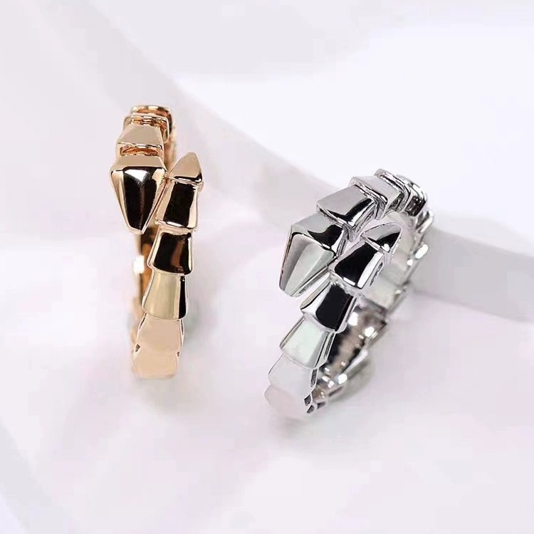 Neueste 2024 Designer klingeln silberplattierte Ringe für Frauen Offene Schlangenmuster Ringe Schlangenknochen Ringe Full Diamond High Level Geschenk Casual Fashion Party Ehering Ring