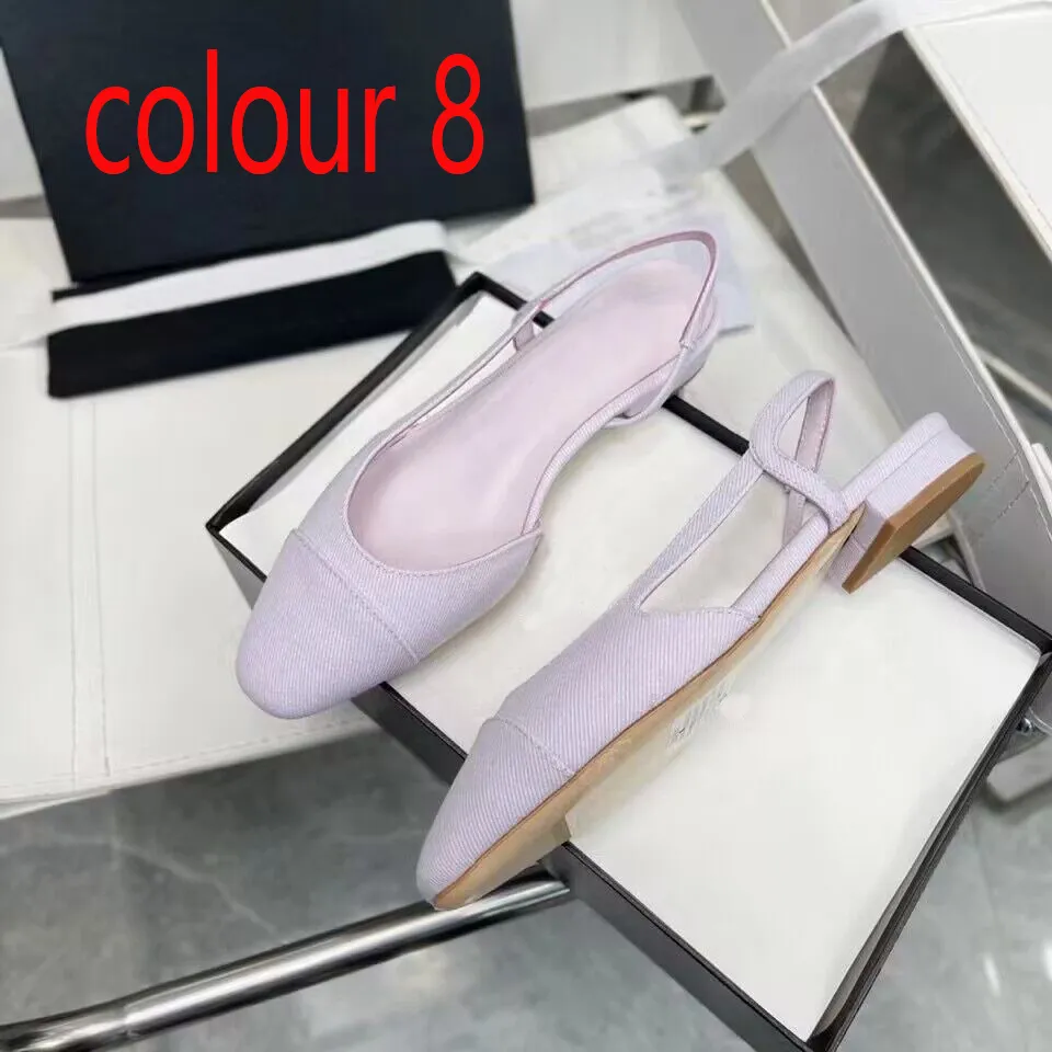 Classic Lady sandal designer SHoes Leather outsole sandals party Letter splicing women Dance Dress shoe Suede Flat shoes Suede panel Woman shoes size 35-41-42 With box