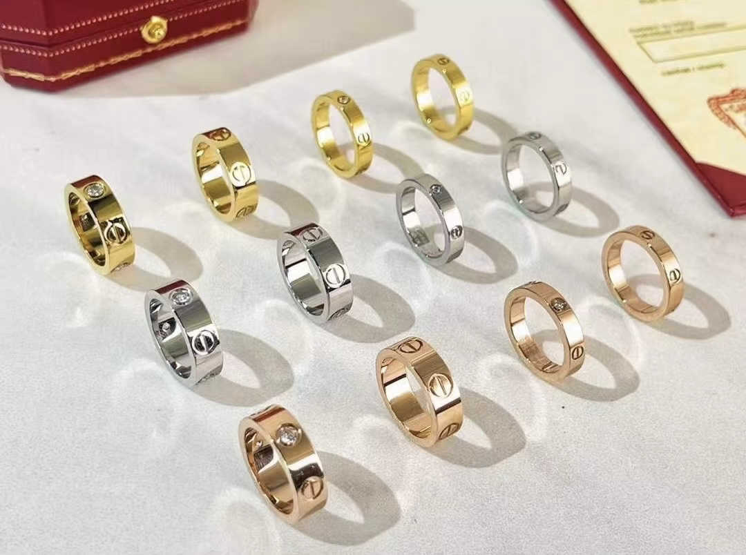 Designer Fashion High Edition 18K Rose Gold Ring for Men and Women Love Carterlassic imitation Diamond Non fading Couple