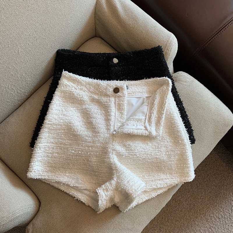 Pantalones cortos de mujer mexzt twd shorts mujeres elegantes pantalones cortos de pierna alta de la cintura dama coreana blanca casual todo el partido de los pantalones cortos chic nuevo Y240420