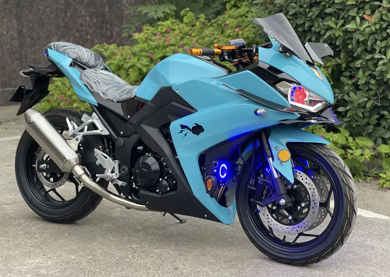 Yepyeni V6 lokomotif 200cc büyük yer değiştirme ulusal dört EFI spor otomobil 400 Yol Yarışı Küçük Ninja R3 Horizon Ağır Lokomotif Yüksek hızda seyahat edebilir