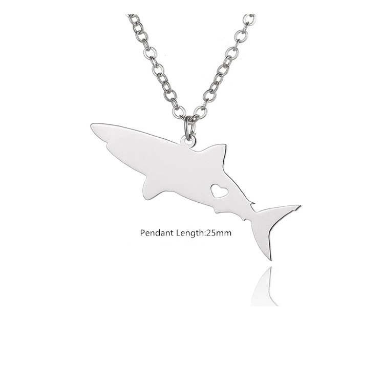 Cute Tiny Fish White Shark Whale Necklace with Heart Small Ray Cetacean Chain Stainless Steel Pendant Clavicle Collar Choker Sea Ocean Aquatic Marine Life Jewelry