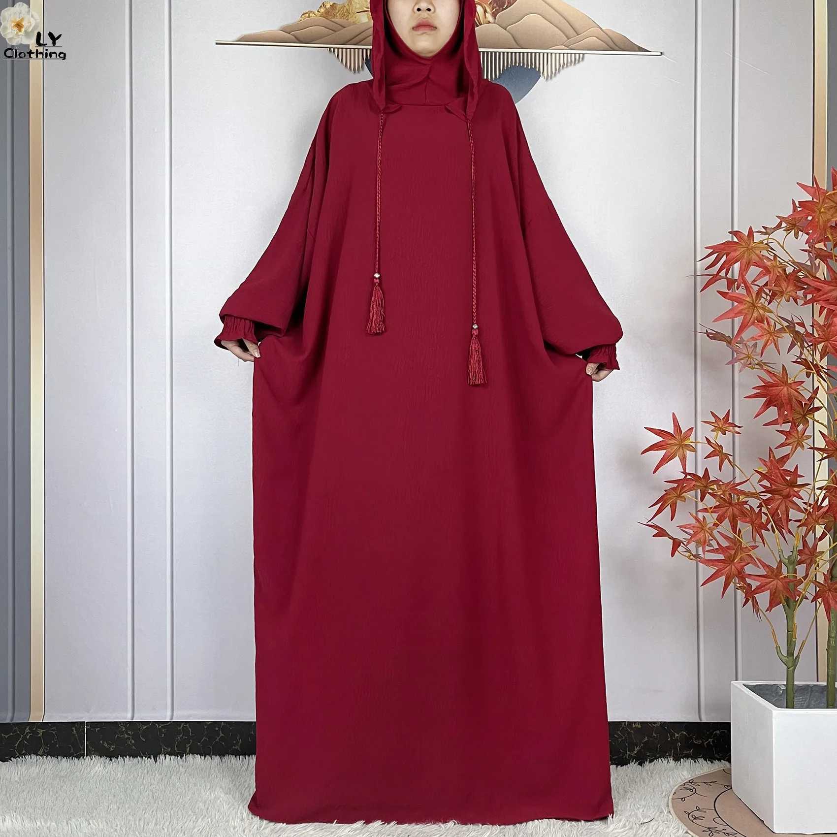 Roupas étnicas mais novas Ramadãs muçulmanos dois chapéus Abaya Dubai Turquia Islam Roupas de oração de alta qualidade vestidos de tecido africano vestido solto D240419