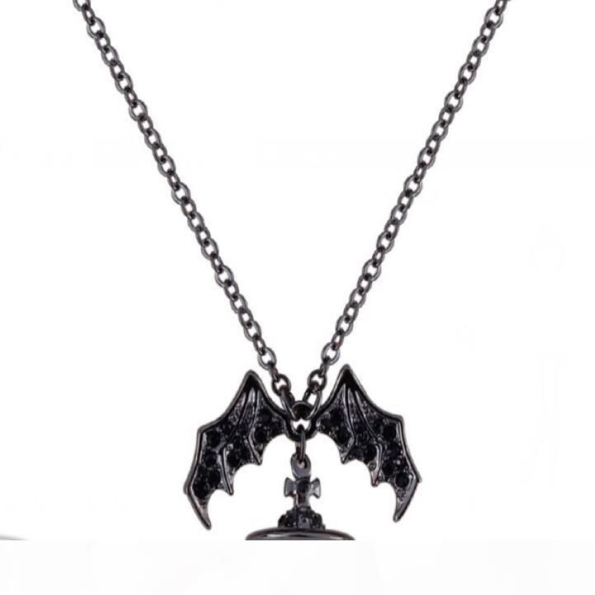 Drottning Moder Demon Evil Titanium Black Wings Diamond Saturn Necklace Super Cool Punk Bat293l