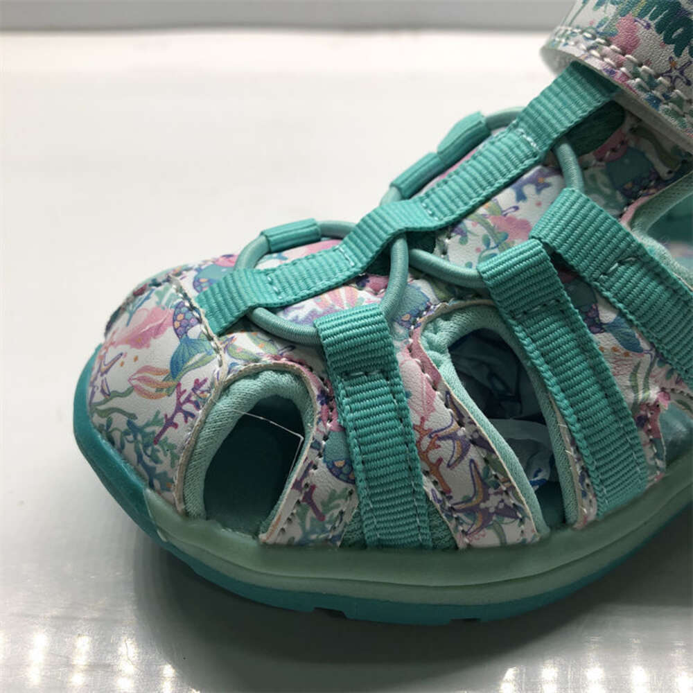 Sandali bambini sandali bambini Sandali all'uncinetto ragazzi sandalo floreali ragazze estate sola sola anti -slip spiaggia scarpe bambini a piedi nudi