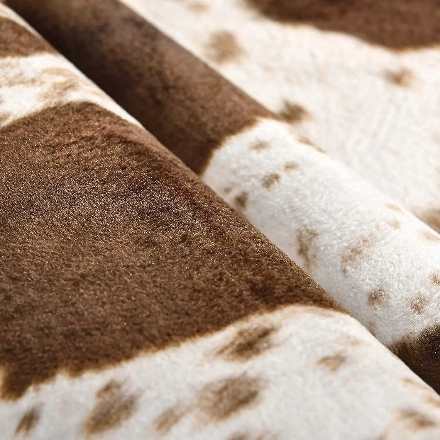 Carpet Imitation Peau d'animaux Pelt Vache en forme de tapis de mouton de mouton Tapis tapis décor de décoration pour les tapis de salon pour les tapis de sol de chambre T240422