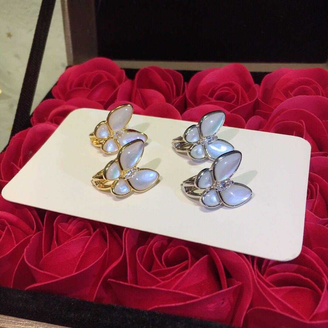 Designer Brand Van White Beimu Butterfly Earrings 925 Sterling Silver Plated With 18K Gold V Family Jewelry