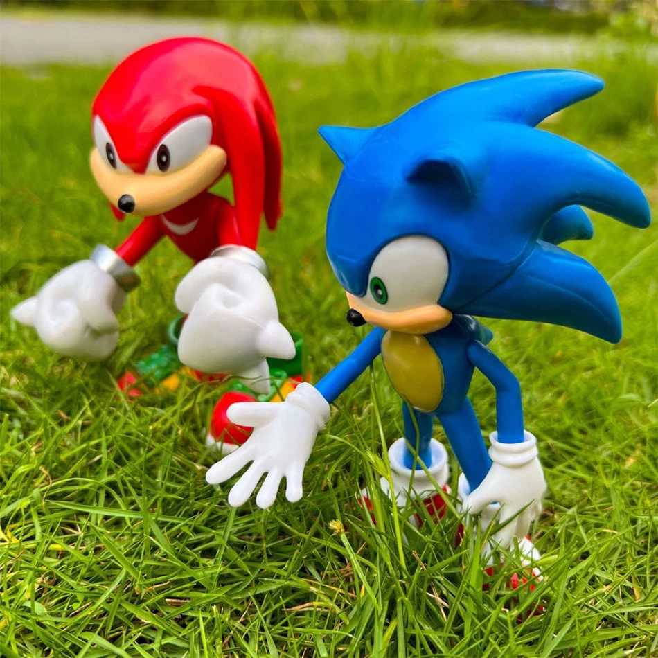 Action Toy Figures Set mignon sonic pvc personnage jouet hedgehog shadow tail fig Figure 14cm Model Dolls Enfants Animal Toy Birthday Gift T240422