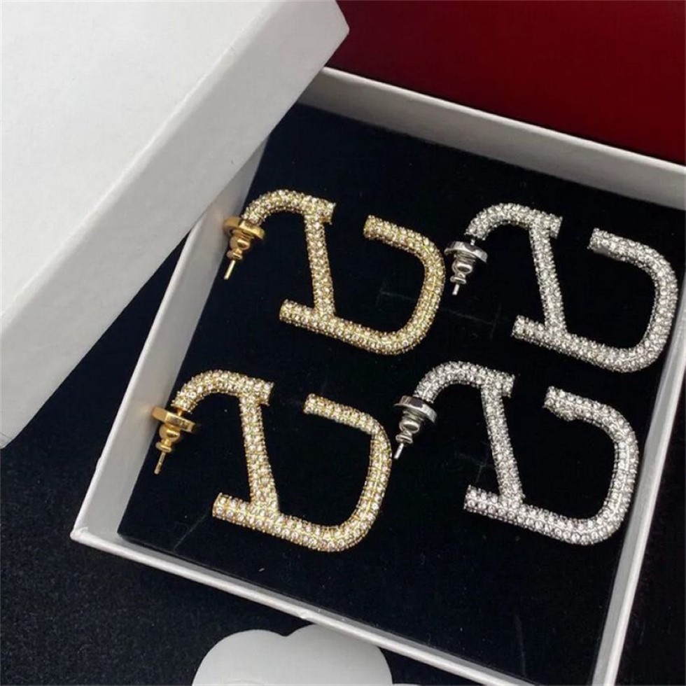 2023 Fashion Earrings Jewelry Womens Men Designer Earring Ear Studs Letter v Diamonds Luxurys Golden Fashion Silver Needle Weote W298H