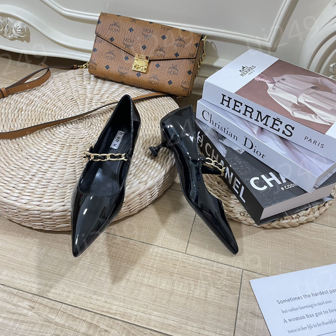 Créateurs de luxe Chaussures talons brevet en cuir slingback avec boucles