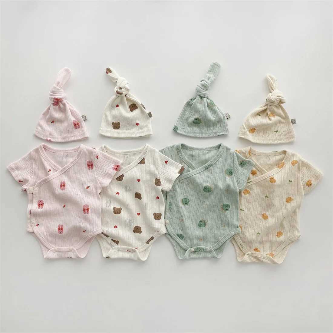 Rompers 2023 Summer New Baby Short Sleeve Bodysuit + kapelusz słodki zwierzęcy nadruk nowonarodzony ubrania maluch chłopiec niedźwiedź kombinezony króliczek H240423