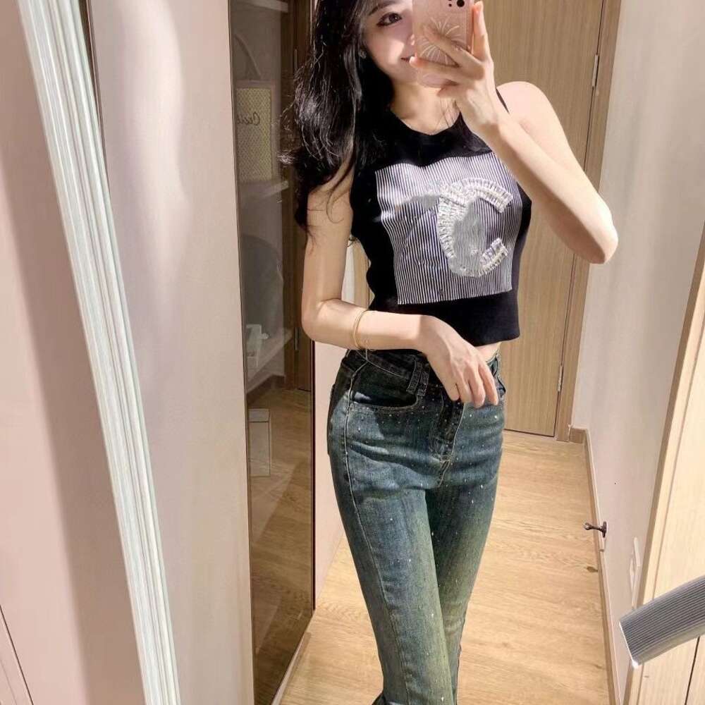 Designer brand loose embroidery High Quality Original Label Hang Tag New Three-dimensional Letter Slim Fit Vest with Sleeveless Suspender Top for Wome s