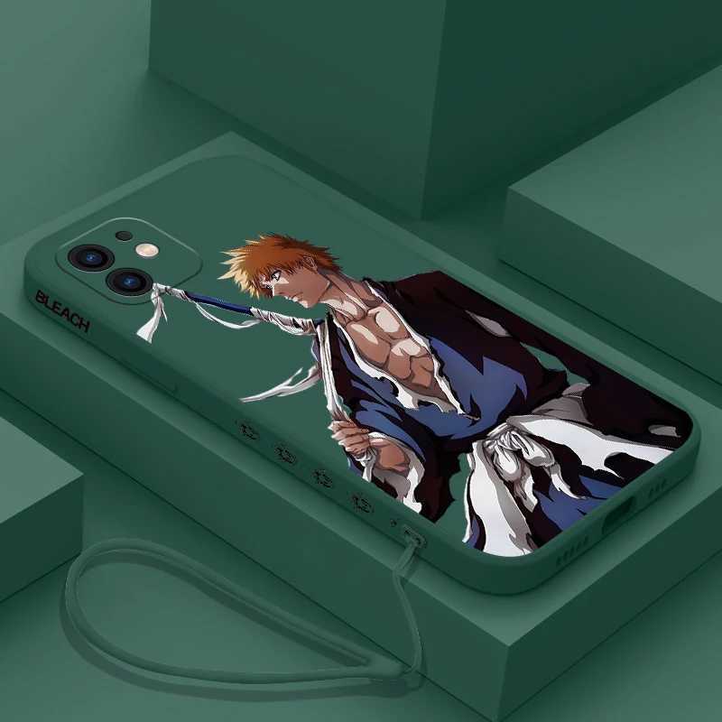 Téléphone cellulaire Bumpers Anime Bleach Ichigo Téléphone Case pour iPhone 15 14 13 12 11 Pro Max Mini x XR XS Max SE20 8 7 Plus Cois de silicone avec lanière Y240423