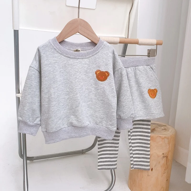 Zestawy wiosna i jesień Nowy garnitur dla dzieci Dziewczyny Baby Casual Cartoon Print Pullover Boys Longsleeved Bluza Spodni 