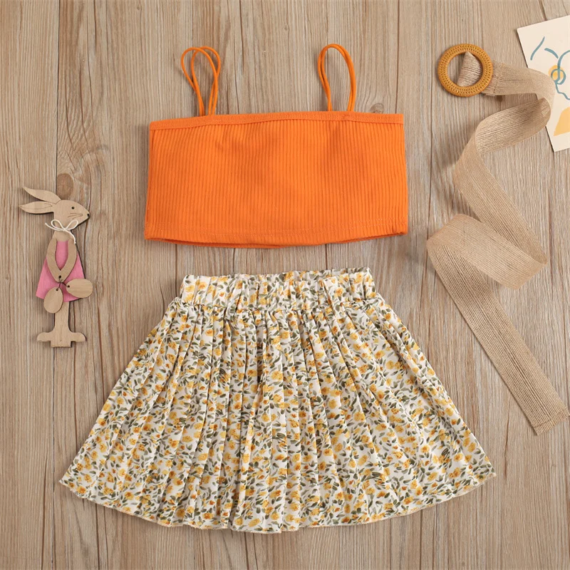 Сета для маленькой девочки набор одежды 06y весна лето мод сплошной топ -топ + цветочная плиссированная юбка для девочек одежда детская двойная набор