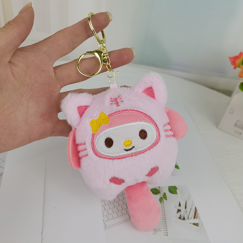 Japonais Kuromi Pendants en peluche mignon pudding Fish Monster Costume Cat Buns Pold Toy Doll Pendants