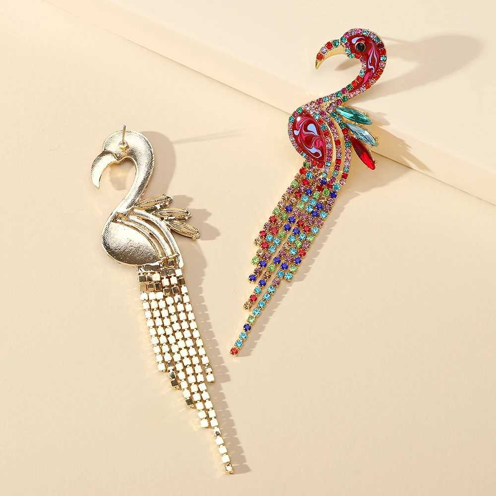 Dangle żyrandelier mody Bird Tassel Decor Long Dangle Instument For Women Boho Flamingo Luksusowe projektowanie biżuterii Prezenty D240323