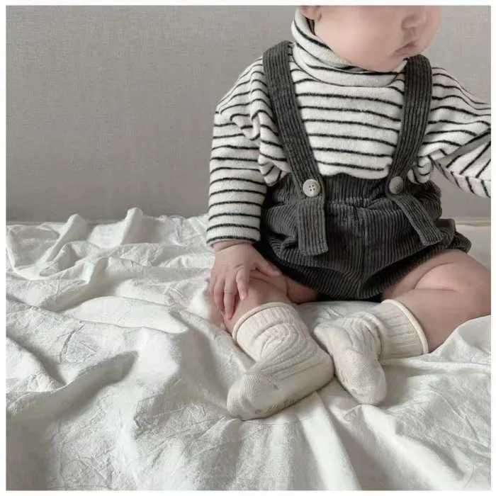 Jumpsuits Autumn Winter New Baby Sleeveless Bodysuit Cute Toddler Boy Corduroy Overalls Newborn Cotton Strap Jumpsuit Infant Clothes 0-24M H240423