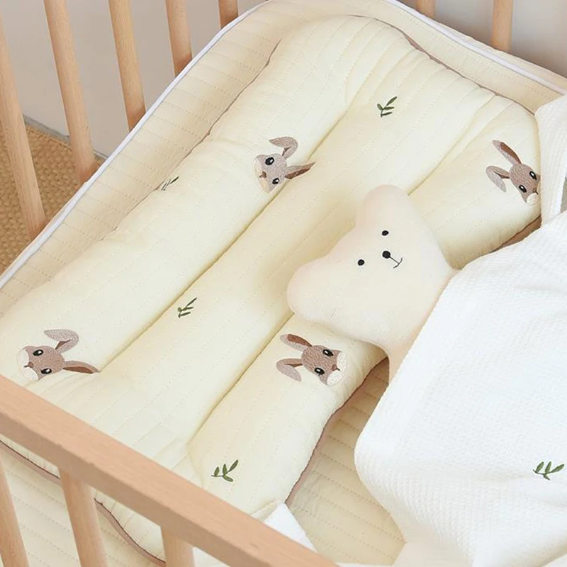 Bordado de travesseiros urso recém -nascido Baby Pillow Algodão Casto Infantil Cushion Crianças travesseiros respiráveis para criança dormindo