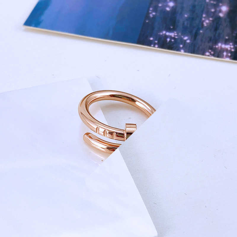 The Magic Ring of Love couple Diamond free smooth nail ring fashionable and personalized matching with carrtiraa original rings