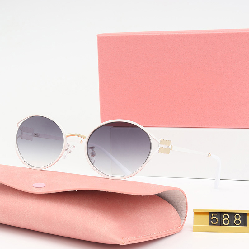 M 럭셔리 디자이너 선글라스 여성 디자이너 선글라스 고품질 타원형 태양 안경 레트로 럭셔리 작은 라운드 선글라스 신제품 처방 안경