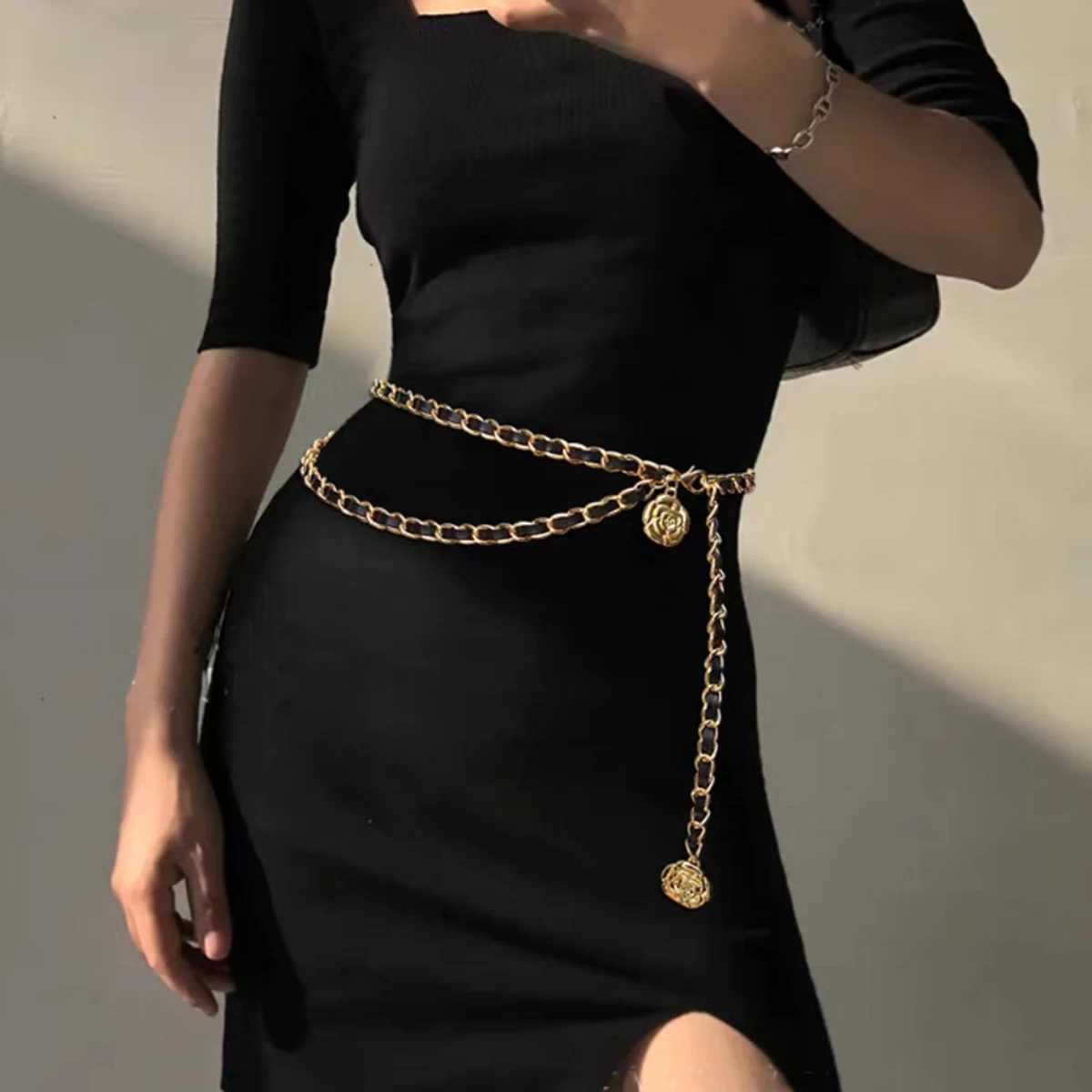 Taillenkettengürtel Mode Goldkette Gürtel weibliche Taillenblüten für Frauen hochwertige luxuriöse Quastenkleider Bund Verstellbares Metallkorsett