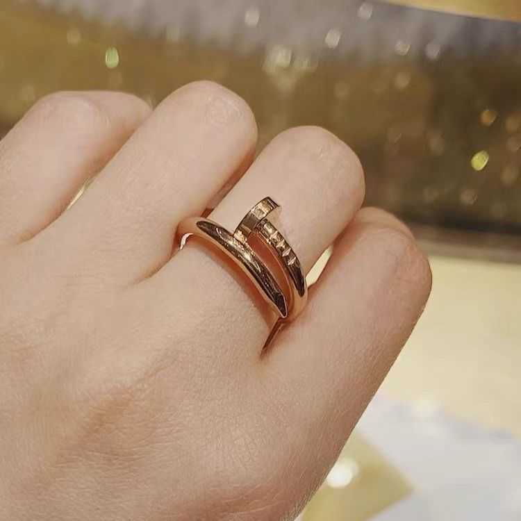 Gwiaździste pierścień pierścienia miłosne C Pierścień rodzinny paznokcie inkrustowane róło diamentowe pary pasujące pierścień pasującego Pierścień Niedrzejsze