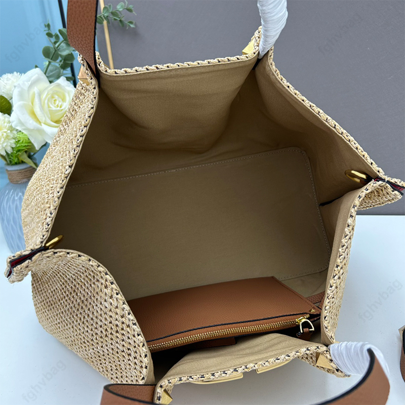 Tote bag designer bag Fashion spring and summer straw bag High quality woven shopping bags Hollow out shoulder bag crossbody bag beach bag Women's handbag Zipper bag