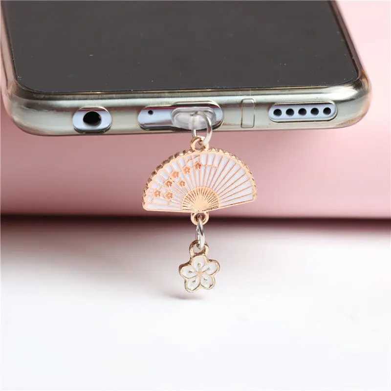 Cell Phone Anti-Dust Gadgets Retro Fan Phone Dust Plug Charm Kawaii Earphones Jack Anti Dust Cap Type C Charge Port Plug Stopper Pendant For iPhone Y240423