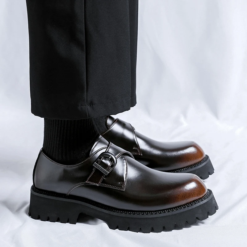 Tendenze classiche uomini Scarpe in pelle genuina in pelle all'aperto in pelle casual punta punta di scarpe da scarpa da scarpa da scarpa maschio derby scarpa