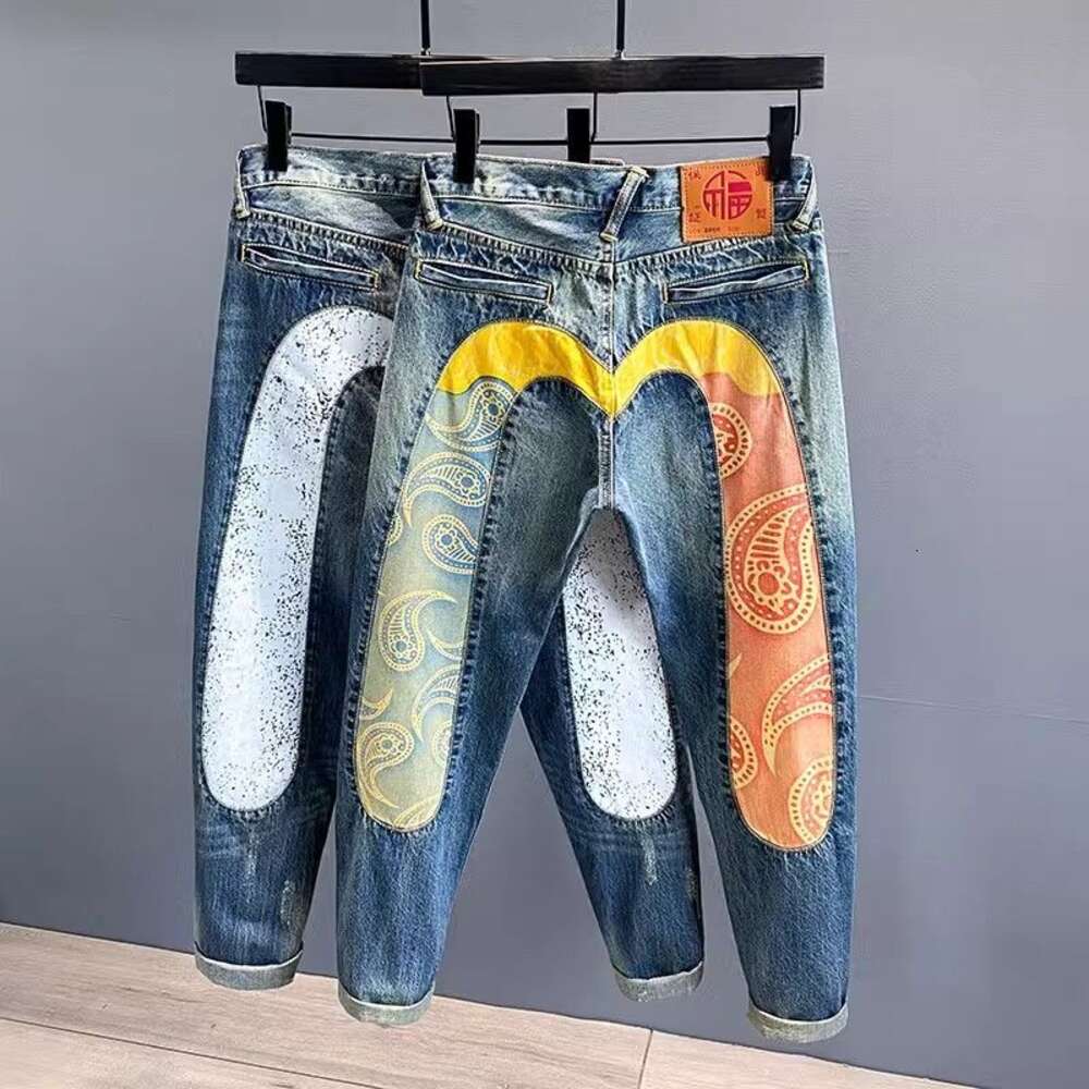 Chao Brand Moling Fushen Jeans Chen Guanxi pour hommes et femmes Taille M épissée Jacquard Broidered Pantalon de jambe droite 350544